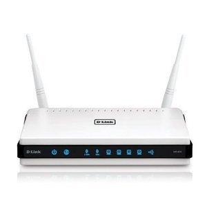 D-Link DIR-825 Router Image