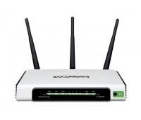 TP-Link TL-WR940N Router Image