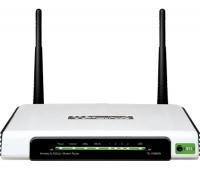 TP-Link TD-W8960N Router Image